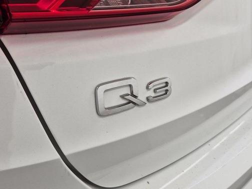 2019 Audi Q3 2.0T Premium