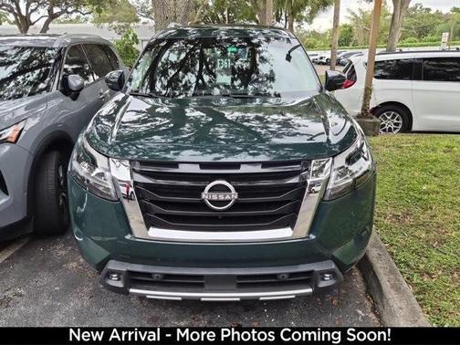 2022 Nissan Pathfinder Platinum