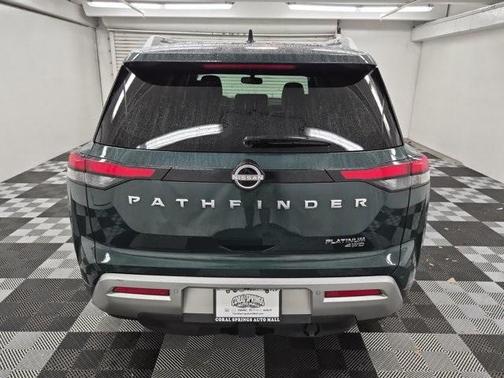 2022 Nissan Pathfinder Platinum