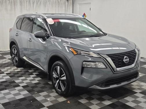 2022 Nissan Rogue SL