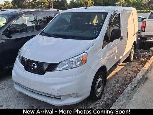 2021 Nissan NV200 S