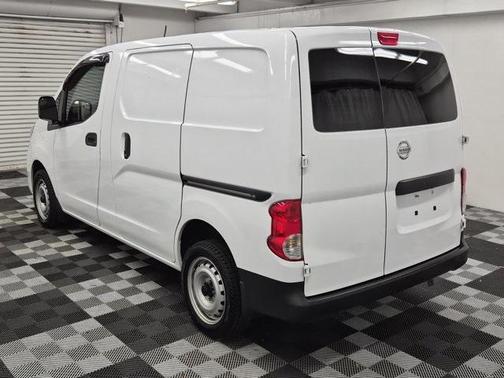 2021 Nissan NV200 S