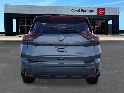 2025 Nissan Rogue SL