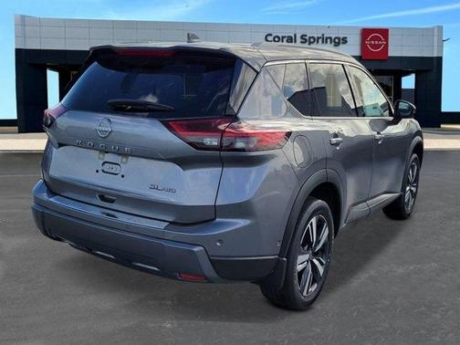 2025 Nissan Rogue SL