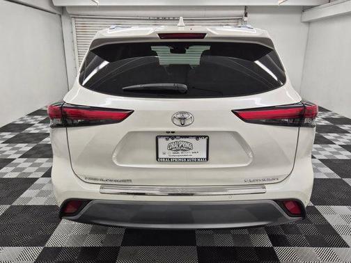 2021 Toyota Highlander Platinum