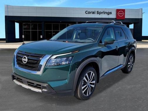 2025 Nissan Pathfinder Platinum