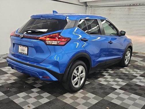 2023 Nissan Kicks S