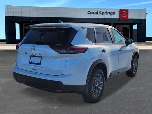 2025 Nissan Rogue S
