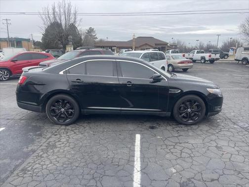 2017 Ford Taurus SHO