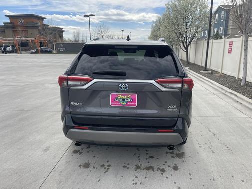 2019 Toyota RAV4 Hybrid SE