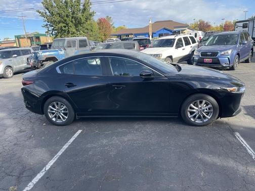 2022 Mazda Mazda3 FWD