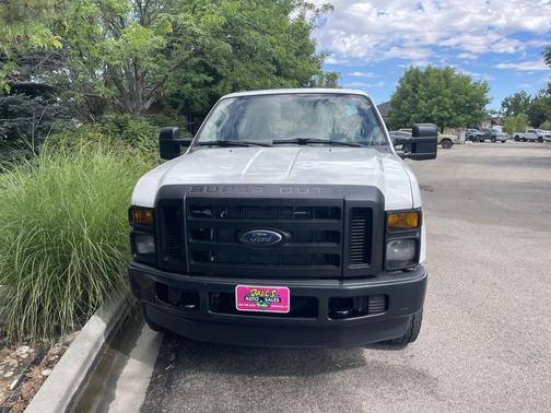 Oxford White Clearcoat 2008 Ford F-350 XL