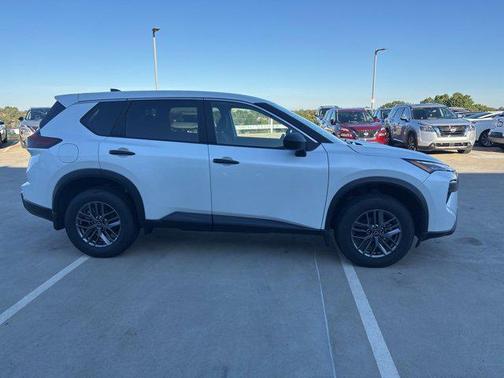 2025 Nissan Rogue S