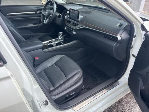 2021 Nissan Altima 2.5 SL