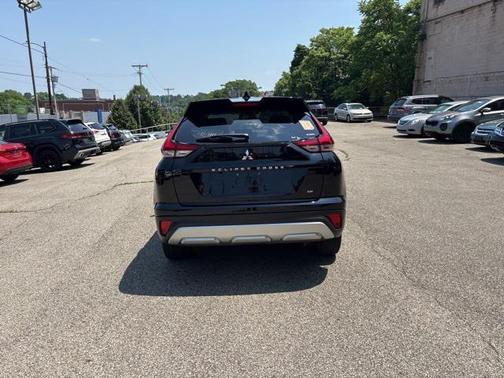 2023 Mitsubishi Eclipse Cross SE