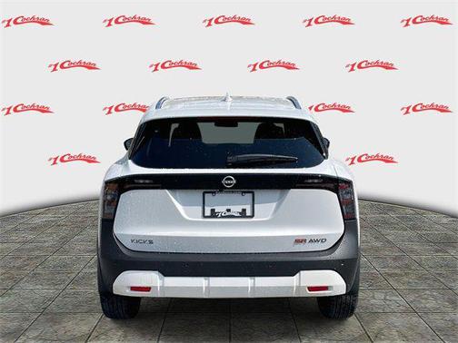 2025 Nissan Kicks SR