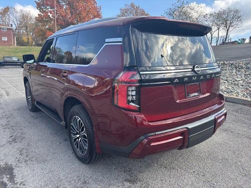 2025 Nissan Armada SL 4WD