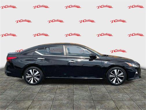 2021 Nissan Altima 2.5 SV