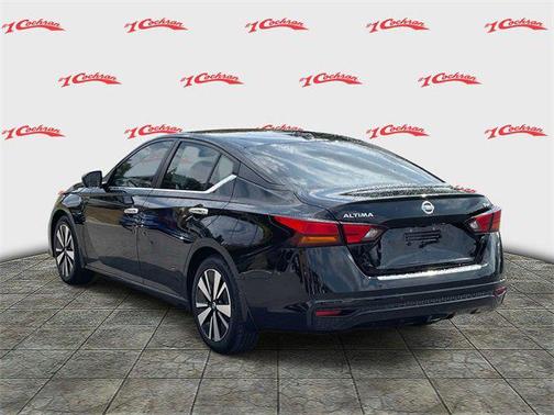 2021 Nissan Altima 2.5 SV