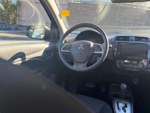 2022 Mitsubishi Mirage ES