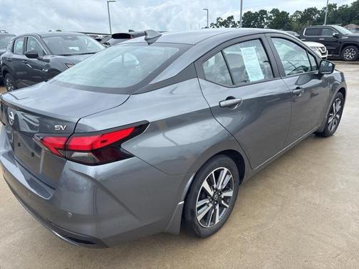 2021 Nissan Versa 1.6 SV