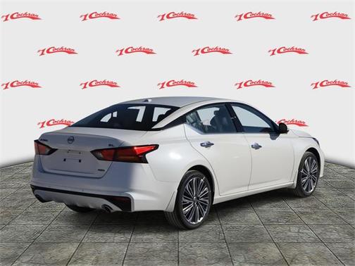 2025 Nissan Altima SL