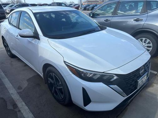 2025 Nissan Sentra SV