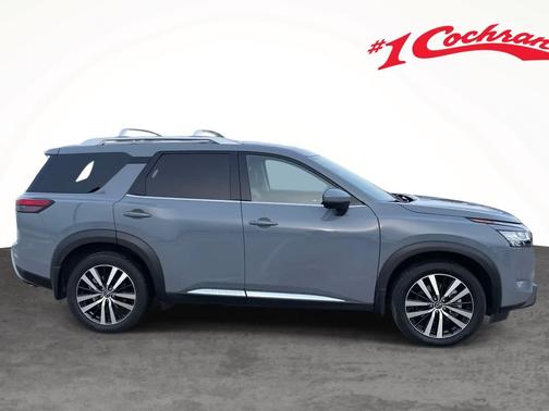 2023 Nissan Pathfinder Platinum 4WD