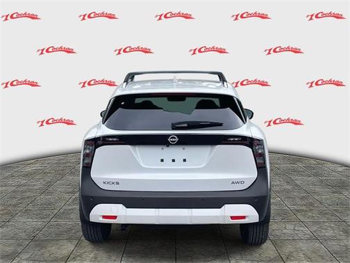 2025 Nissan Kicks SV