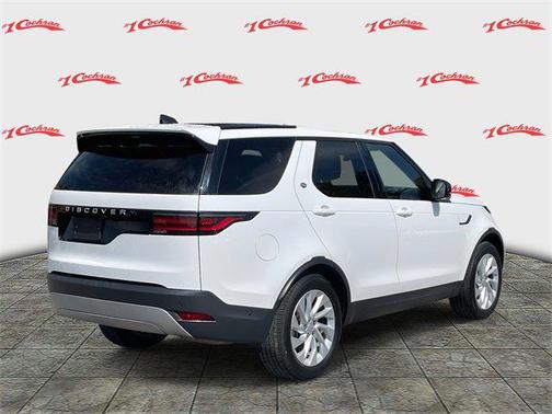 2024 Land Rover Discovery P300 S