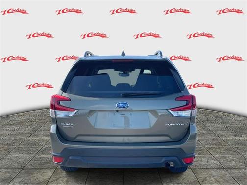 2022 Subaru Forester Premium
