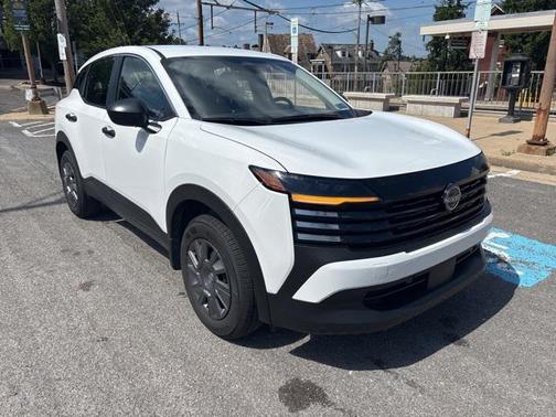 2025 Nissan Kicks S