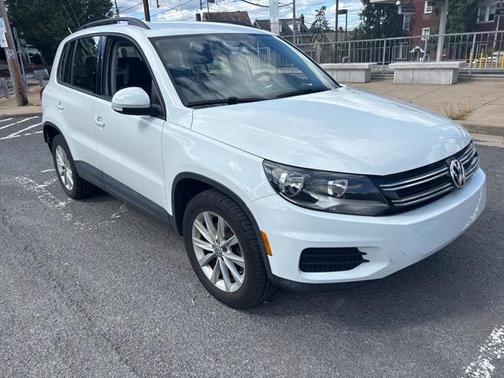 2017 Volkswagen Tiguan Limited 2.0T