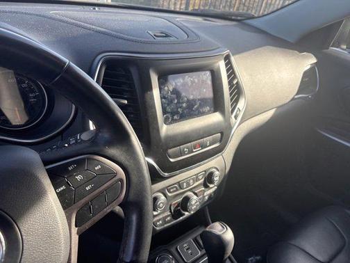 2020 Jeep Cherokee Latitude Lux