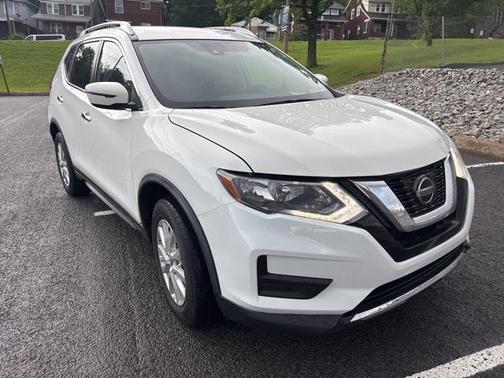 2020 Nissan Rogue SV