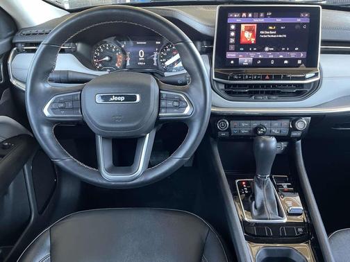 Granite Crystal Metallic Clearcoat 2022 Jeep Compass Limited