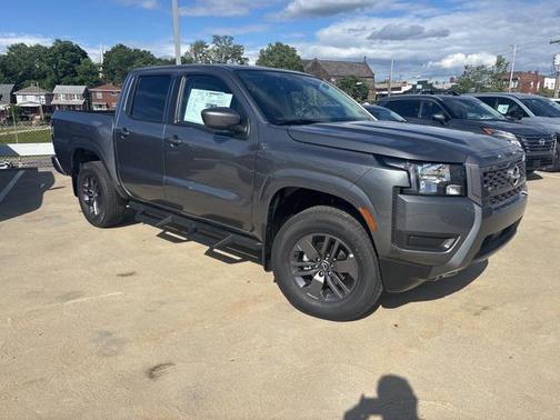 2025 Nissan Frontier SV