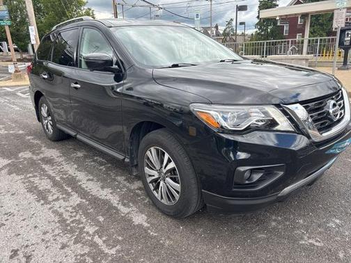 2020 Nissan Pathfinder SL