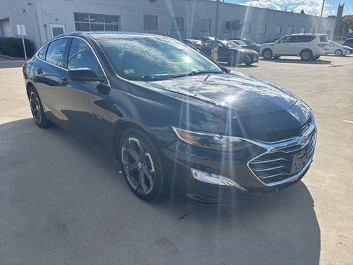 2022 Chevrolet Malibu FWD LT