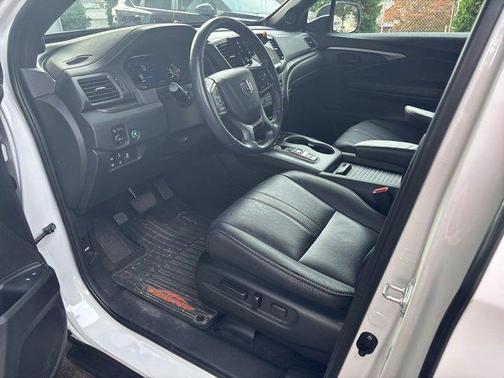 2023 Honda Passport AWD TrailSport