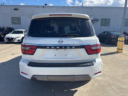 2024 Nissan Armada SV 4WD