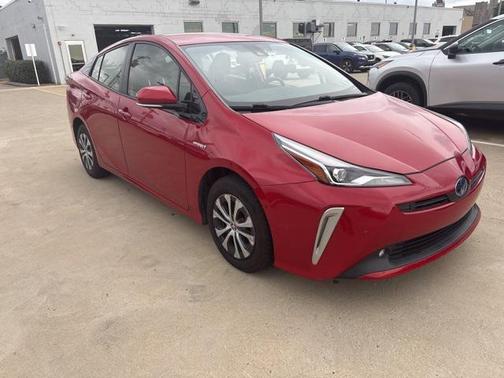 2020 Toyota Prius LE