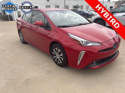 2020 Toyota Prius LE