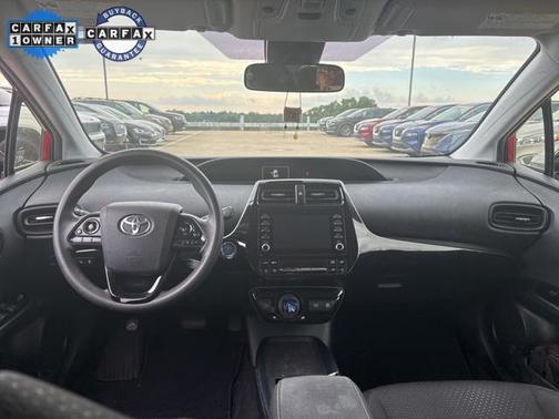2020 Toyota Prius LE
