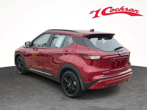 2024 Nissan Kicks SR