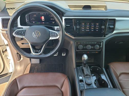 2023 Volkswagen Atlas 3.6L SEL Premium
