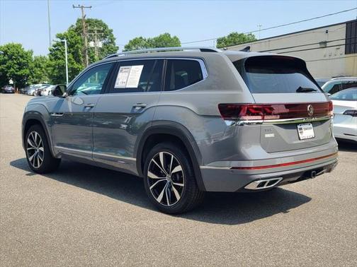 2025 Volkswagen Atlas 2.0T SEL Premium R-Line 4MOTION