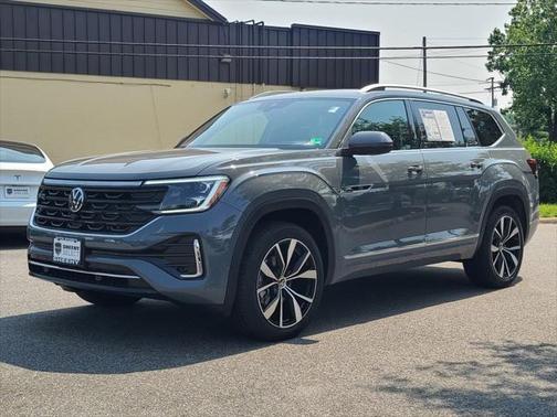 2025 Volkswagen Atlas 2.0T SEL Premium R-Line 4MOTION