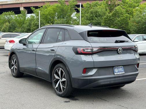 Pure Gray 2023 Volkswagen ID.4 S