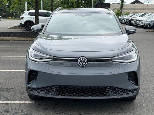 Pure Gray 2023 Volkswagen ID.4 S